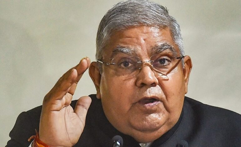 தன்கரின் அவமானம்: துணை ஜனாதிபதி ஒரு கட்சி சார்புடைய தாக்குதல் நாயாக மாறும்போது, ​​ஜனநாயகம் இரத்தம் சிந்துகிறது.