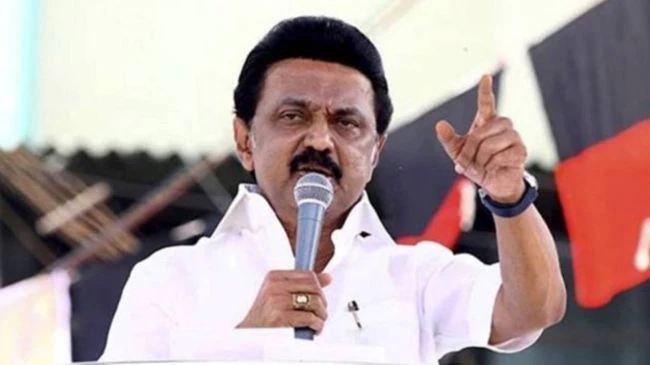 மதராசி முகாம் இடிப்பு: குடியிருப்பாளர்களுக்கு தமிழக அரசு ஆதரவு