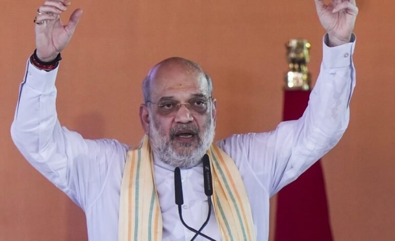 அமித் ஷாவின் ‘ஆங்கில வெட்கம்’ பேச்சு: இந்தியாவுக்கு ஆபத்தான ஐந்து முக்கிய காரணங்கள்!