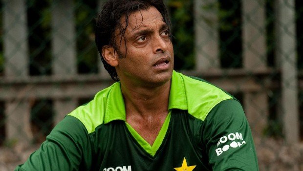 இந்தியா – பாகிஸ்தான் கிரிக்கெட்: கைகுலுக்காத சர்ச்சை குறித்து பாகிஸ்தான் முன்னாள் வீரர்கள் கருத்து என்ன?