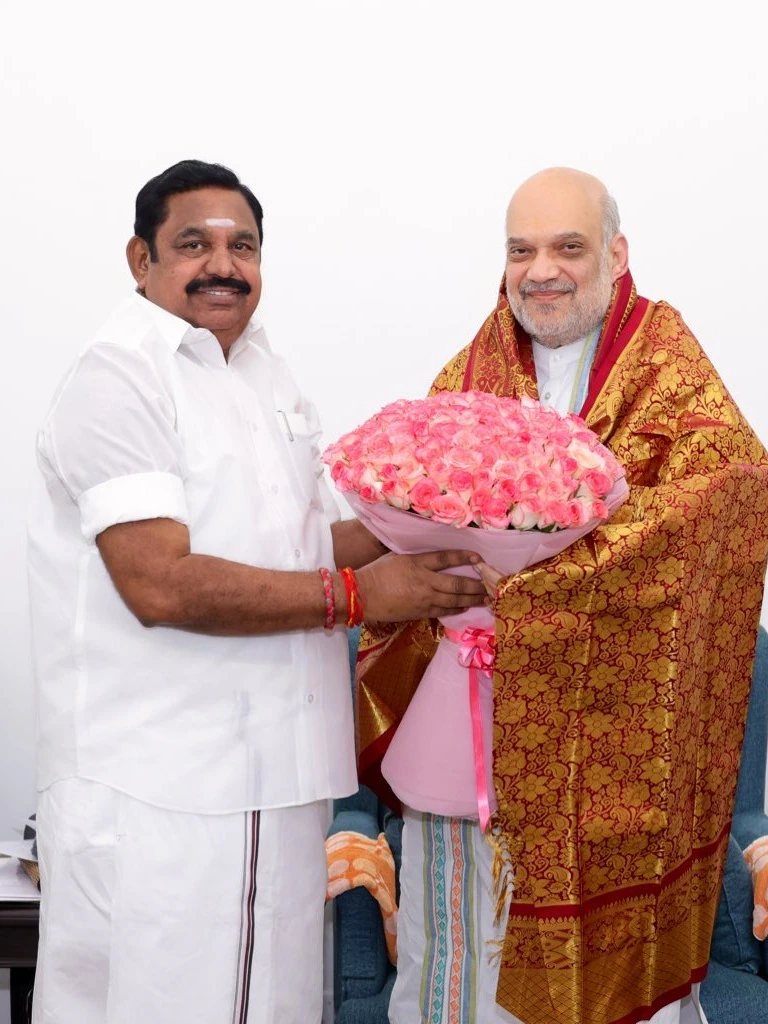 அமித் ஷா – எடப்பாடி பழனிசாமி சந்திப்பு: அரசியல் நெருக்கடி மற்றும் எதிர்காலக் கூட்டணி குறித்த வல்லுநர்களின் ஆழமான பார்வை