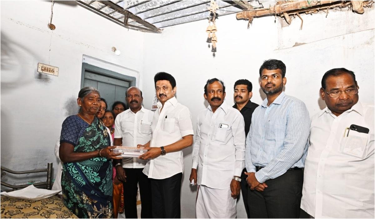 மக்களைத் தேடி மருத்துவம்: தமிழகத்தின் முன்னோக்குச் சுகாதாரத் திட்டம்