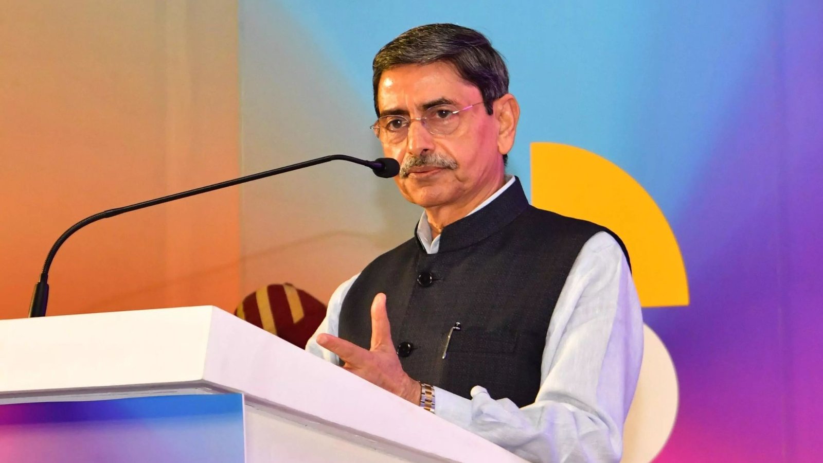 தமிழக பொறியியல் கல்வித் தரம் கவலை அளிக்கிறது: ஆளுநர் ஆர்.என்.ரவி காரசார விமர்சனம்!