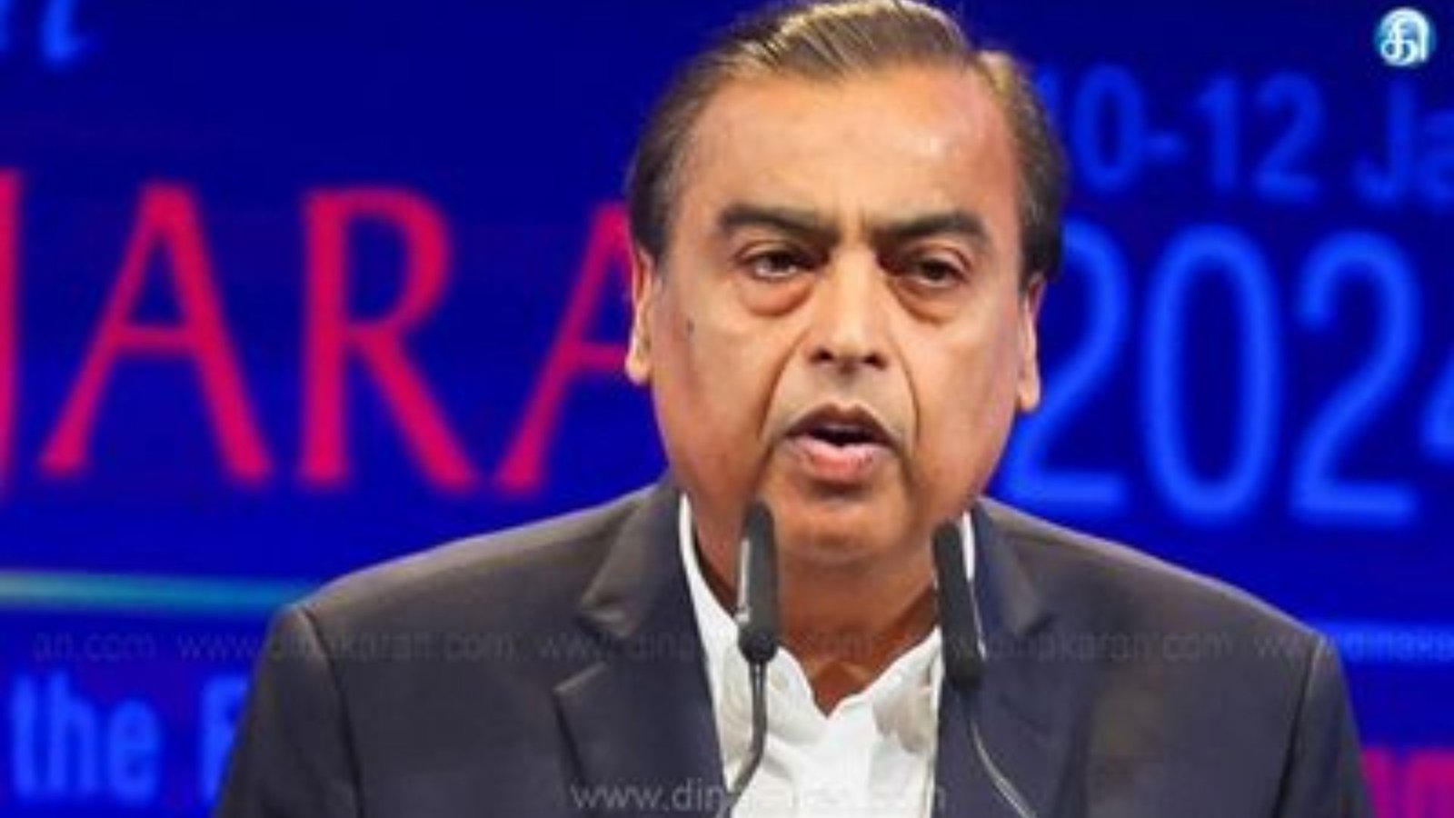 முகேஷ் அம்பானிக்கு ஒரே நாளில் ₹22,477 கோடி இழப்பு: போர்ப்ஸ் பட்டியலில் அதிரடி மாற்றம்!