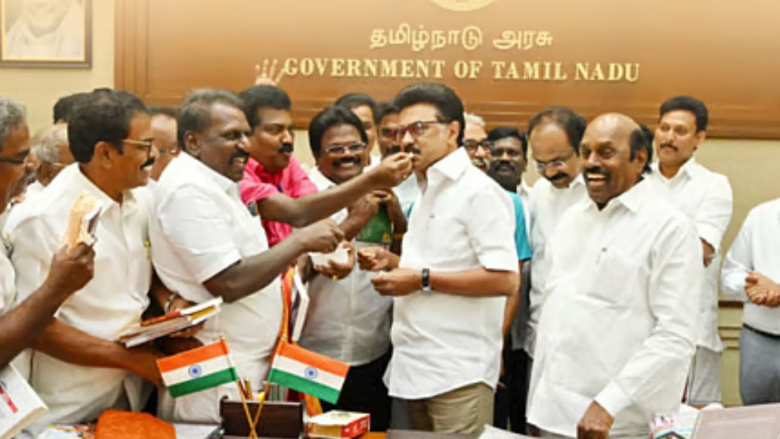 அரசு ஊழியர்களுக்கு பொங்கல் பரிசு: TAPS ஓய்வூதியத் திட்ட அரசாணை வெளியீடு!