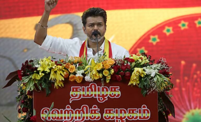 “அழுத்தத்திற்குப் பயப்படுபவன் நான் அல்ல; ஊழலைத் தொடவே மாட்டேன்” – தவெக தலைவர் விஜய் அதிரடி!