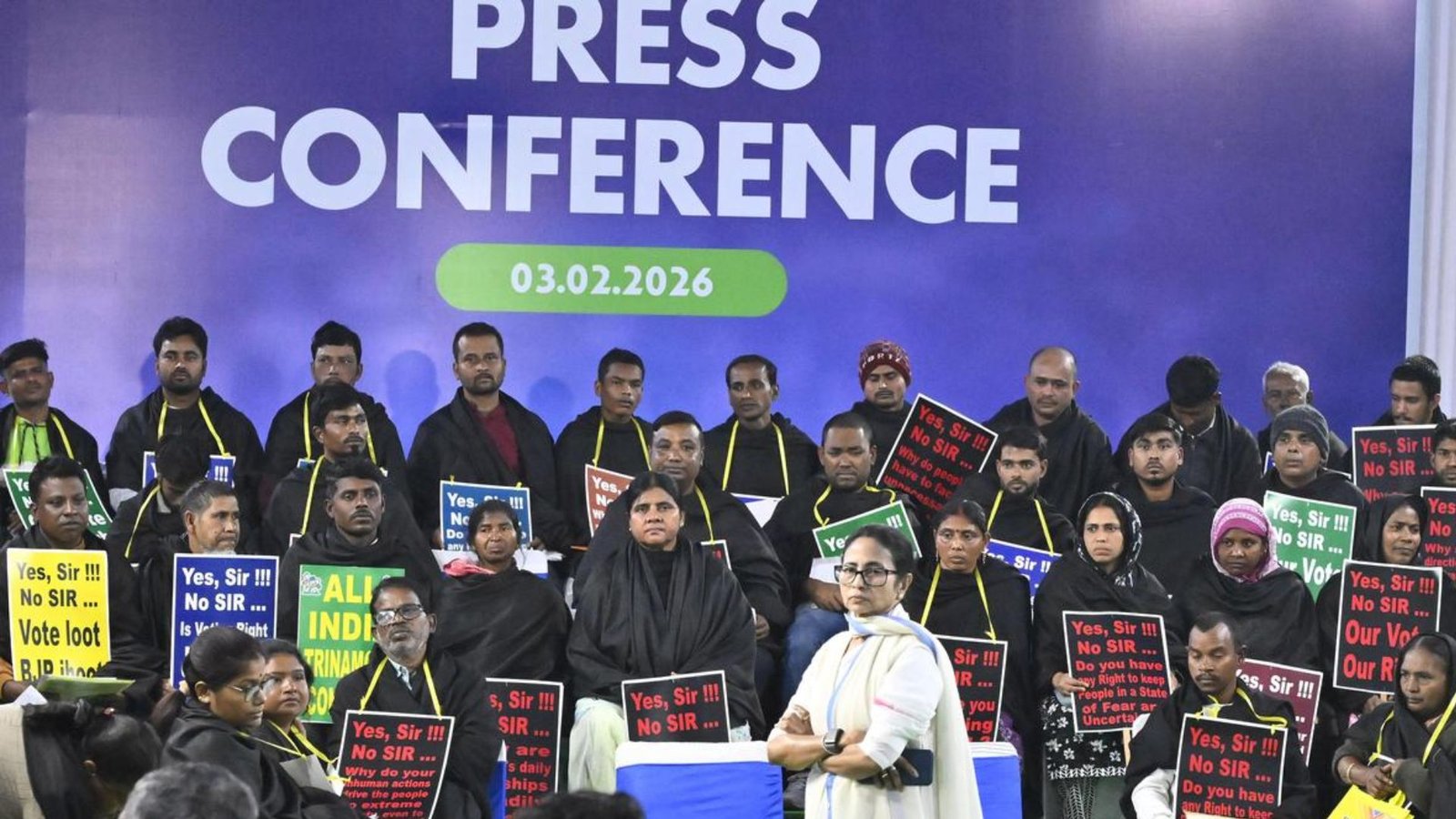 100-க்கும் மேற்பட்ட குழந்தைகள்? வாக்காளர் பட்டியலில் அதிரடி காட்டும் தேர்தல் ஆணையம்!