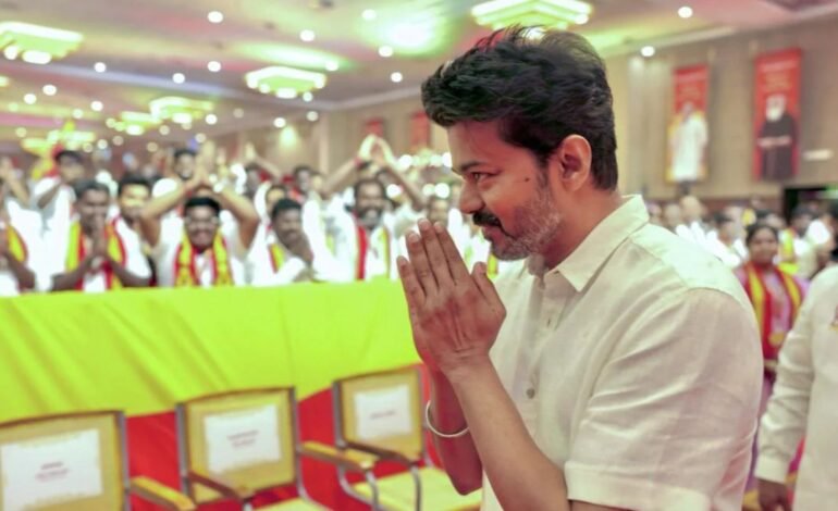 “ஆபரேஷன் 2026” – தவெக நிர்வாகிகளுடன் விஜய் அதிரடி ஆலோசனை! சேலம் மாநாட்டிற்கு முன் ‘ரூட் மேப்’ தயார்?