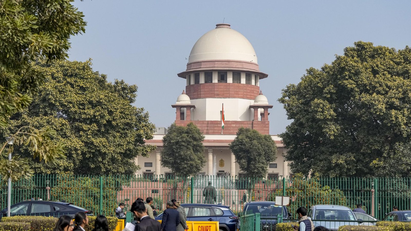 “RERA அலுவலகத்தையே கலைத்தாலும் கவலை இல்லை!” – உச்ச நீதிமன்றம் காட்டம்! பின்னணி என்ன?