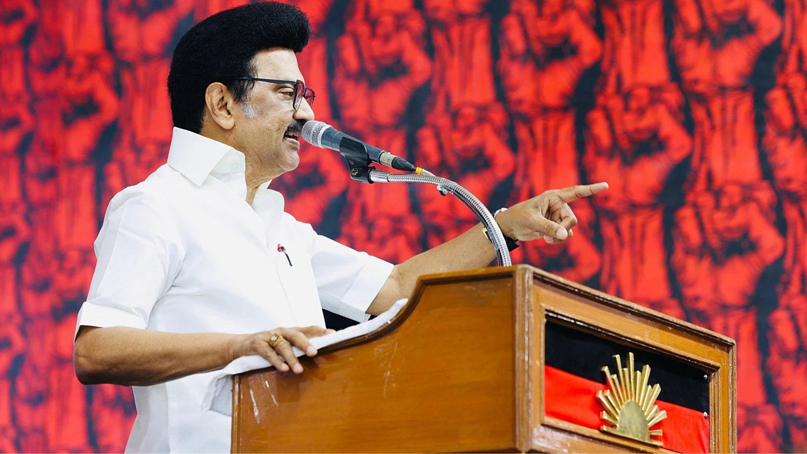 “தமிழகத்திற்குள் NDA நுழையக் கூடாது ஏன்?”: முஸ்லீம் இடஒதுக்கீடு நீக்கத்திற்கு முதல்வர் ஸ்டாலின் கடும் பதிலடி!