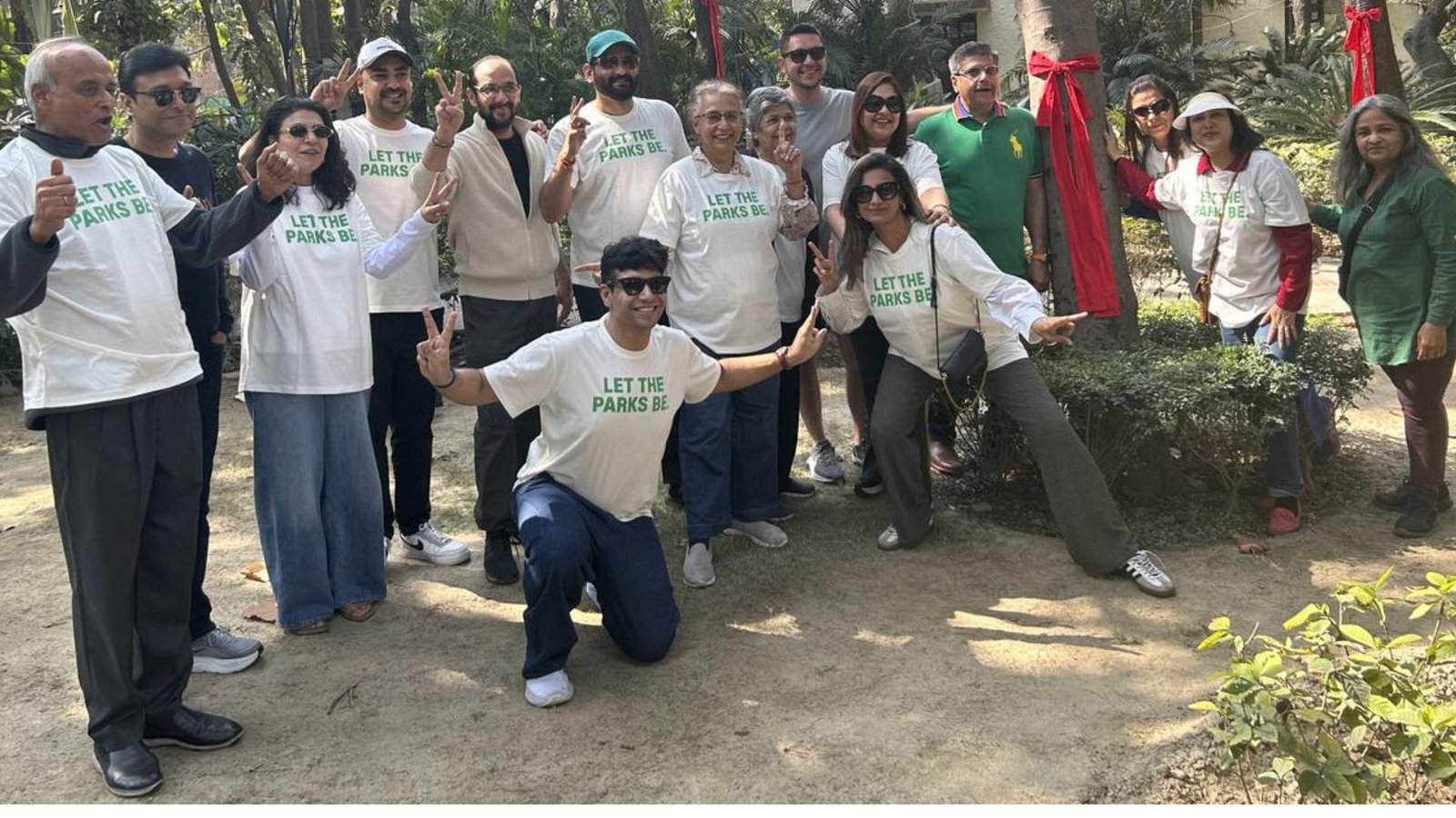 “பூங்காக்களை பூங்காக்களாகவே விடுங்கள்!” – நொய்டாவில் கோயில் கட்டுமானத்திற்கு எதிராக குடியிருப்பாளர்கள் போராட்டம்.