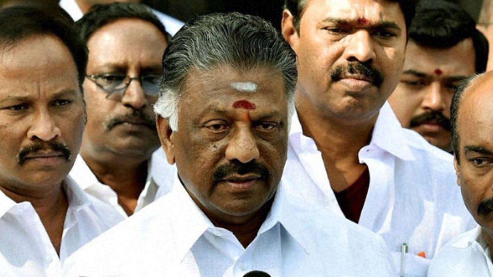 “ஆணவக்காரர் இபிஎஸ் இனி ஜெயிக்கவே முடியாது!” – திமுகவில் இணைந்த பின் ஓபிஎஸ் சீற்றம்: “தாய் கழகம்” என உருக்கம்.