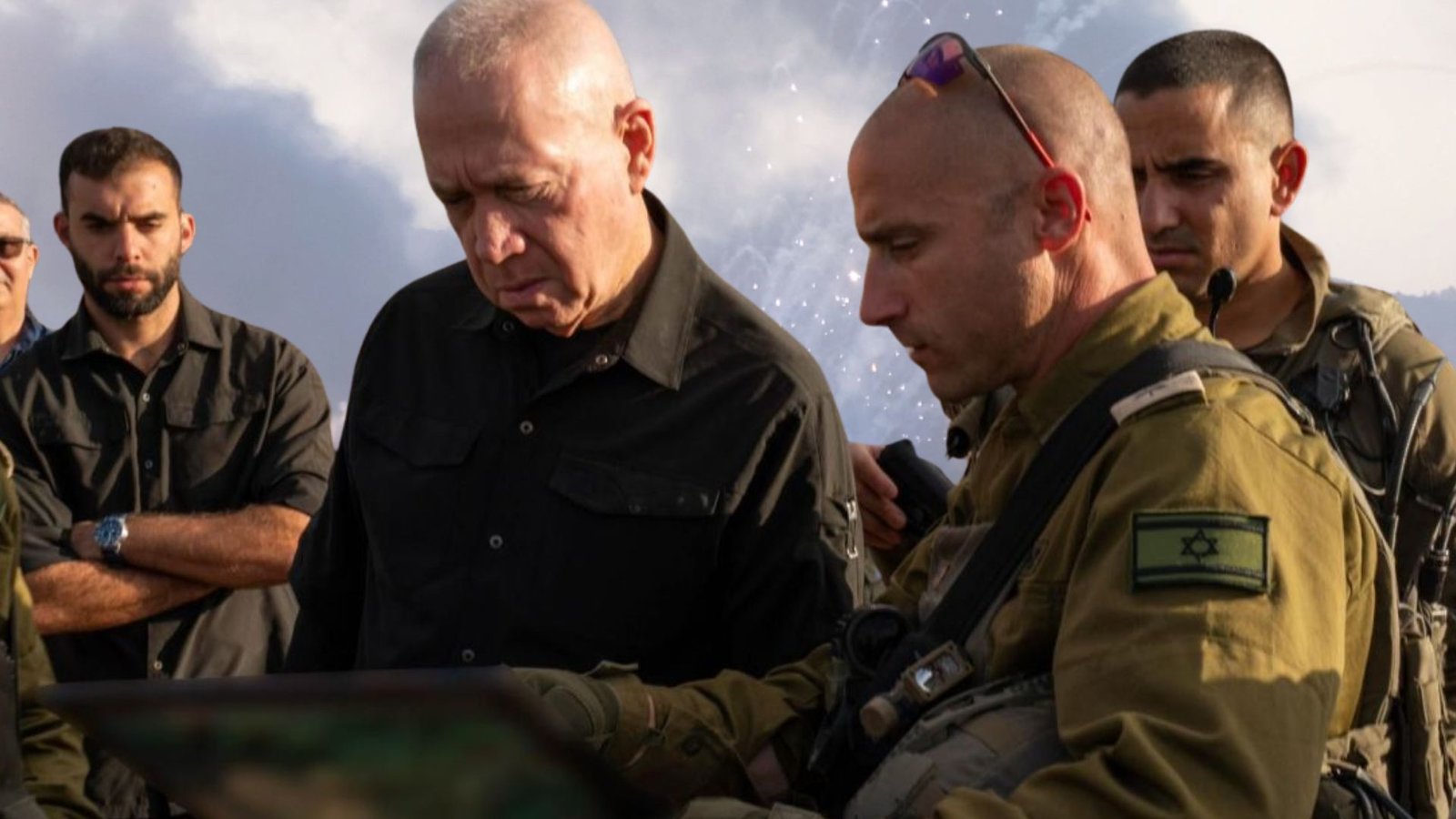 லெபனானுக்குள் புகுந்து இஸ்ரேல் அதிரடித் தாக்குதல்! தெற்கு லெபனான் மக்கள் வெளியேற கெடு – போர் மேகங்கள் சூழ்கின்றன.