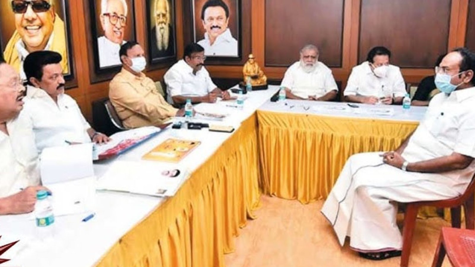 “யாருக்கு சீட் கொடுத்தாலும் ஒற்றுமையுடன் பணியாற்ற வேண்டும்” – வேட்பாளர் நேர்காணலில் முதல்வர் ஸ்டாலின் அறிவுரை!