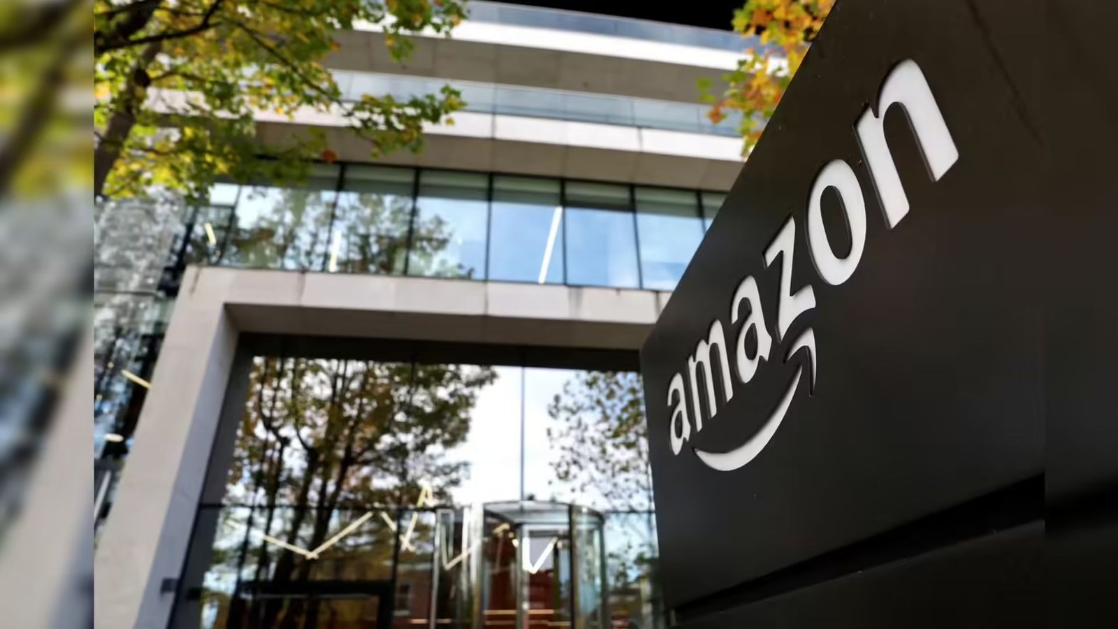 அமேசான் ‘ட்ரான்ஸ்பார்மர்’ (Transformer): AI அம்சங்களுடன் புதிய ஸ்மார்ட்போன்!