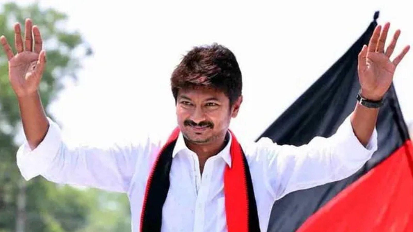 மீண்டும் களத்தில் உதயநிதி! – சேப்பாக்கம்-திருவல்லிக்கேணி தொகுதியில் வேட்புமனு தாக்கல்: “வரலாறு படைப்போம்” என முழக்கம்.