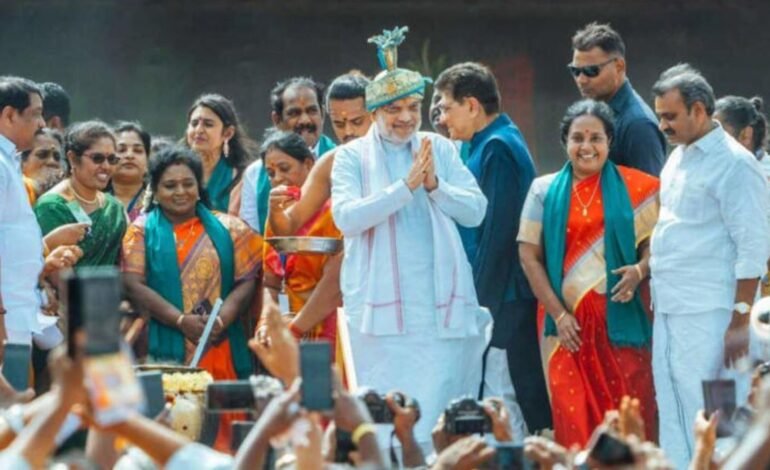 வேட்புமனுத் தாக்கல் 2026: தமிழகத்தில் பாஜகவின் தேசியத் தலைவர்கள் முன்னிலையில் வேட்பாளர்கள் மனுத்தாக்கல்.