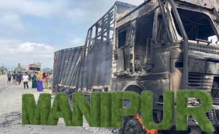 மணிப்பூரில் கொடூரம்: வீட்டின் மீது ராக்கெட் வீச்சு – தூக்கத்திலேயே 2 குழந்தைகள் பலி; 5 மாவட்டங்களில் இணையம் துண்டிப்பு.