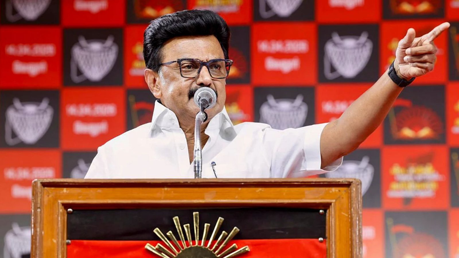 “நெருப்போடு விளையாடுகிறது பாஜக!” – தொகுதி மறுவரையறைக்கு எதிராக நாளை தமிழகம் தழுவிய கருப்புக்கொடி போராட்டம்: முதல்வர் ஸ்டாலின் அதிரடி அறிவிப்பு.