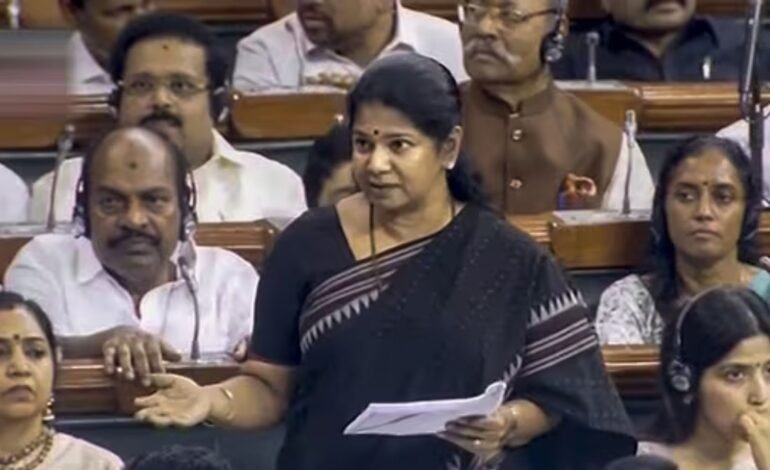 “அமித் ஷா சொல்வது பொய்… மசோதாவின் பிரிவு 4 என்ன சொல்கிறது?” – மக்களவையில் கனிமொழி அனல் பறக்கும் பேச்சு!