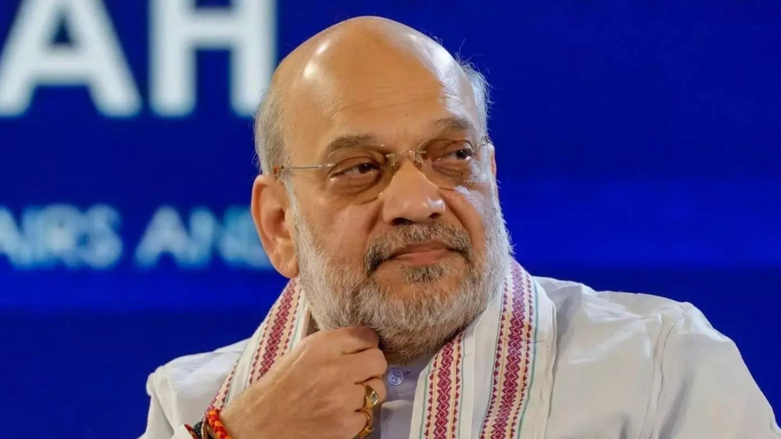 பாகிஸ்தான் எல்லையில் அதிரடி! சட்டவிரோதக் கட்டிடங்களை இடிக்க மத்திய அமைச்சர் அமித் ஷா அதிரடி உத்தரவு!