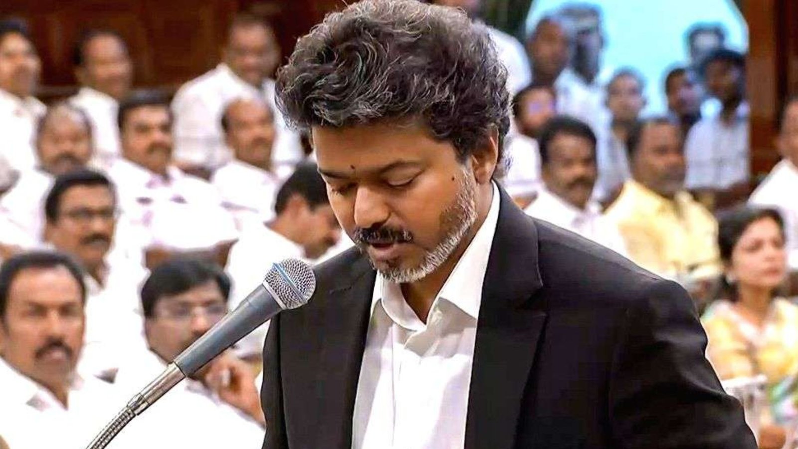 “மரண தண்டனை பயம் முதல் சபாநாயகர் ஆசனம் வரை!” – முதல்வர் விஜய் சொன்ன குட்டிக் கதை.