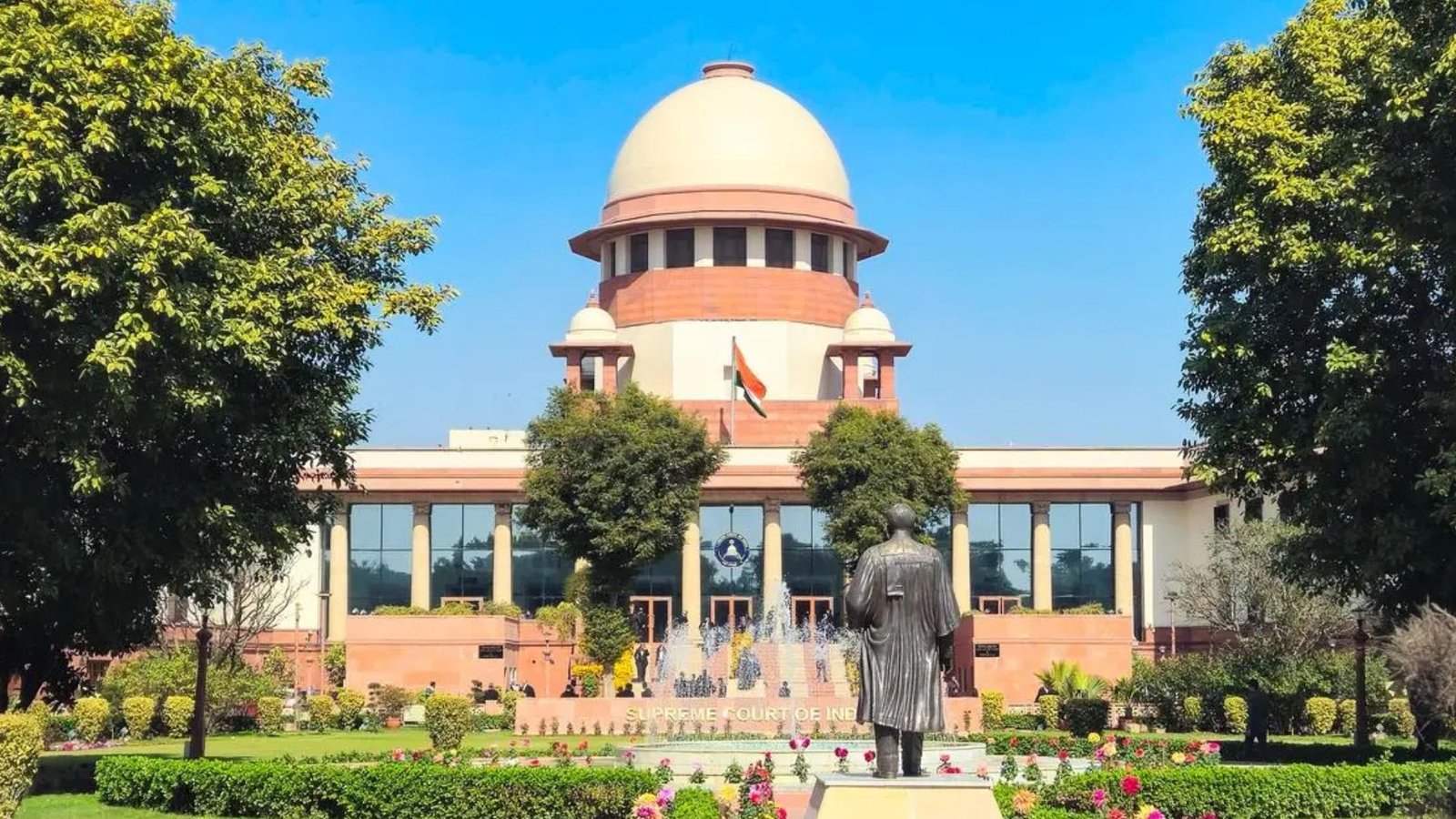 பரதநாட்டியமும் கிறித்தவப் பாடல்களும்! ‘லட்சுமி லாரன்ஸ் காதல்’ படத் தடைக்குக் காரணம் என்ன?! சென்னை உயர் நீதிமன்றத் தீர்ப்பின் முழு விபரம்!