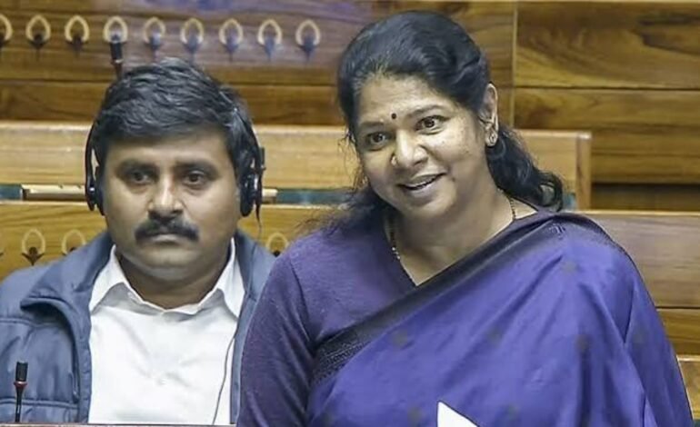 தவெக அரசைச் சாடிய கனிமொழி எம்பி! அணுக்கனிம சுரங்க நில ஒதுக்கீட்டு ஆணை நீட்டிப்பிற்குத் திமுக கடும் கண்டனம்! தென் மாவட்ட மக்களுக்குச் செய்யும் பெரும் துரோகம்!