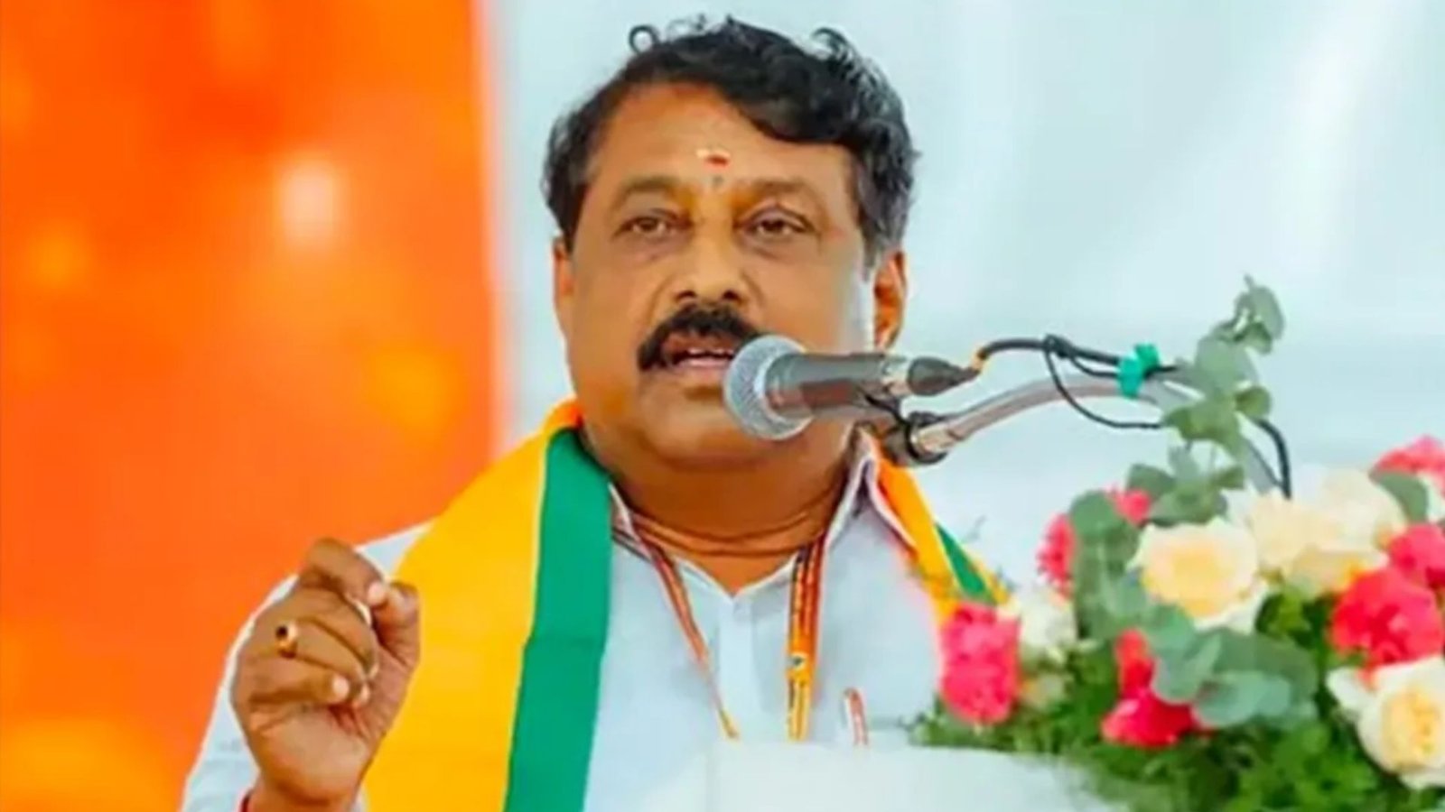 தவெக அரசைச் சாடிய நயினார் நாகேந்திரன்! “மாதம் ஒருமுறை மின் கட்டண முறையை அமல்படுத்த தாமதம் ஏன்?!” – பாஜ கடும் கண்டனம்!