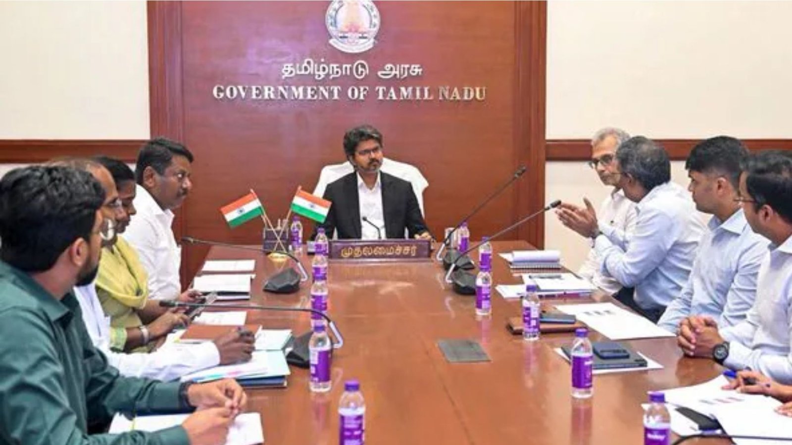 ஜூலை 16-ல் கூடுகிறது தவெக அரசின் 2-வது அமைச்சரவைக் கூட்டம்! மகளிர் உரிமைத்தொகை ரூ.2,500 மற்றும் மேகேதாட்டு விவகாரம் குறித்து முதலமைச்சர் விஜய் அதிரடி ஆலோசனை!