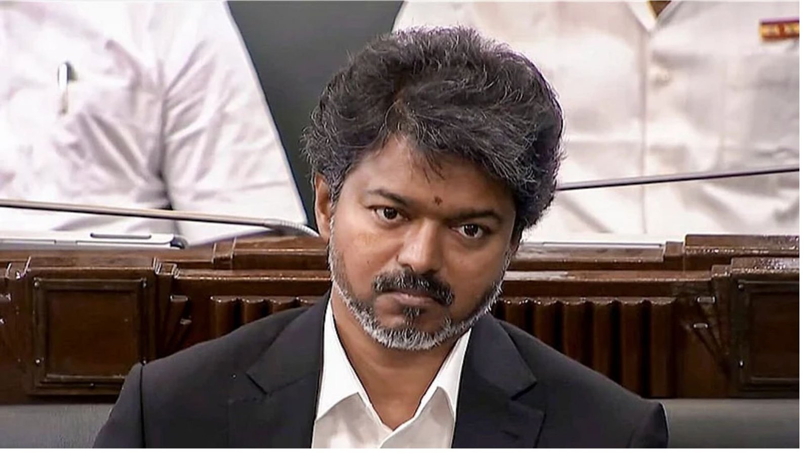 பஞ்சராகும் பஞ்ச் டயலாக்! முதலமைச்சர் விஜய் அரசுக்கு எதிராகக் கிளம்பிய கடுமையான குற்றச்சாட்டுகள்! அமைச்சர்கள் மற்றும் எம்எல்ஏக்கள் மீதான புகார்களைப் பட்டியலிட்டு அதிரடி விமர்சனம்!