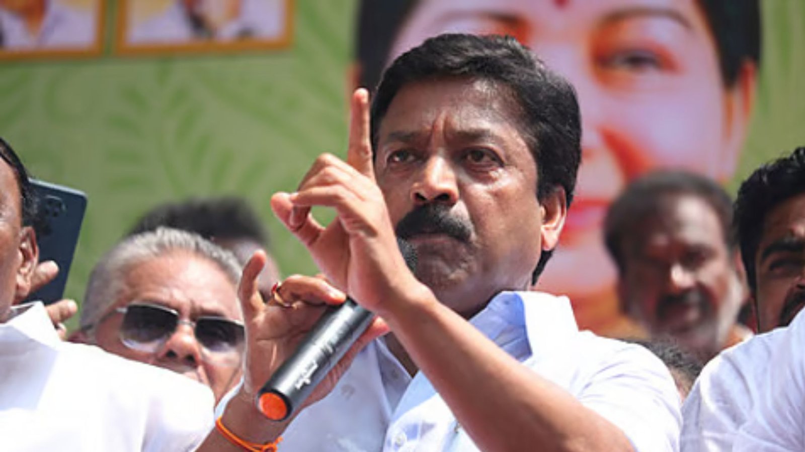 “ஆட்சி மாறியும் காட்சி மாறவில்லை!” – பெண்கள் பாதுகாப்பு குறித்து அதிமுக முன்னாள் அமைச்சர் சி.வி.சண்முகம் அதிரடி விமர்சனம்!