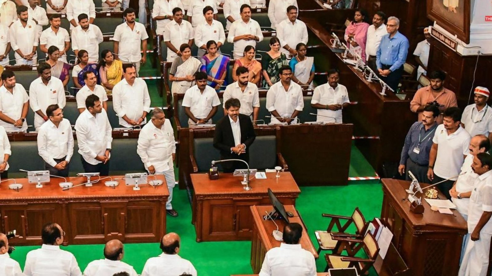 “தமிழ்த்தாய் வாழ்த்து கட்டாயம்!” – சட்டப்பேரவையில் நாளை தனித் தீர்மானம் கொண்டு வருகிறார் முதலமைச்சர் விஜய்!